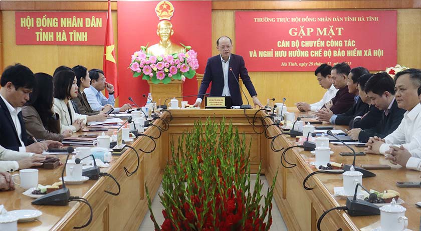 Thường trực HĐND tỉnh Hà Tĩnh gặp mặt, tri ân cán bộ chuyển công tác và nghỉ hưu