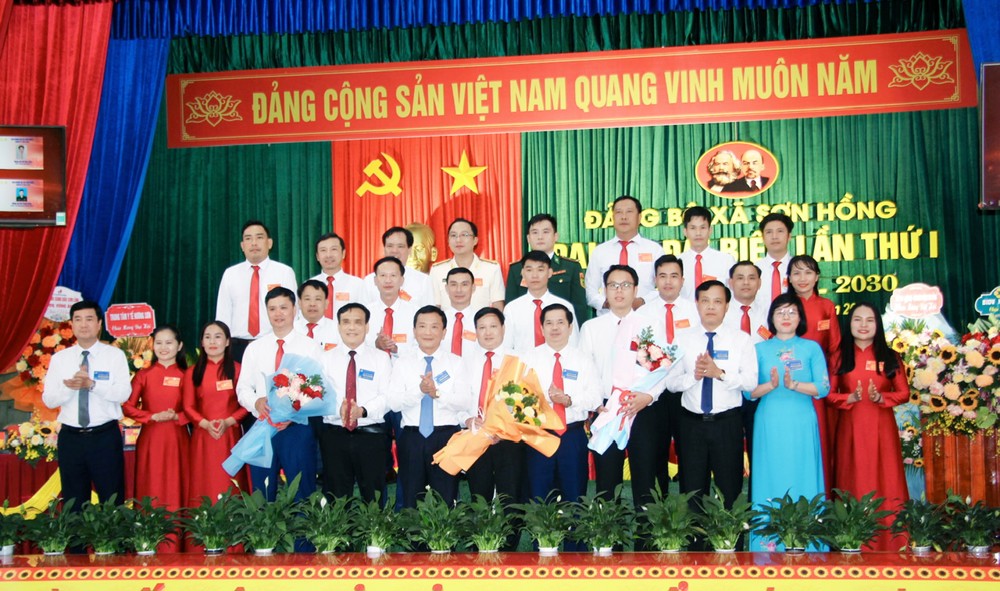 Mở rộng vùng chuyên canh chè, phát triển cây dược liệu dưới tán rừng, nâng cao hiệu quả đàn hươu