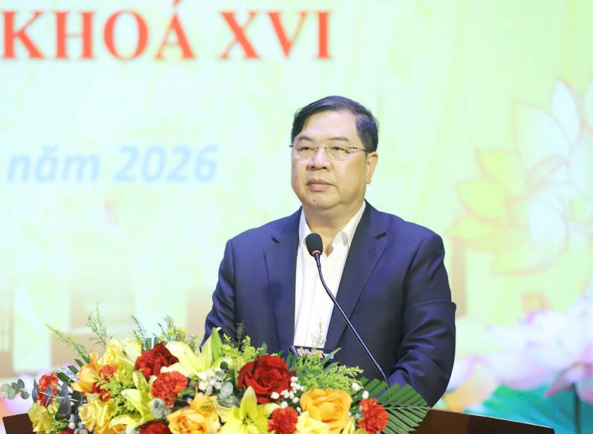 Đồng chí Phạm Gia Túc và các ứng cử viên ĐBQH khóa XVI tiếp xúc cử tri tại đơn vị số 3