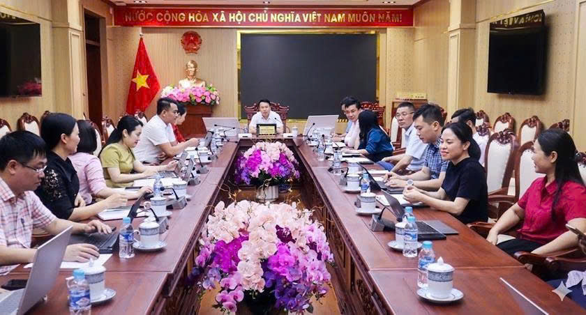 Văn phòng Đoàn ĐBQH và HĐND tỉnh giao ban tháng 4/2026