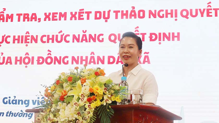 Tăng cường kỹ năng thẩm tra để nâng cao hiệu quả quyết định của HĐND